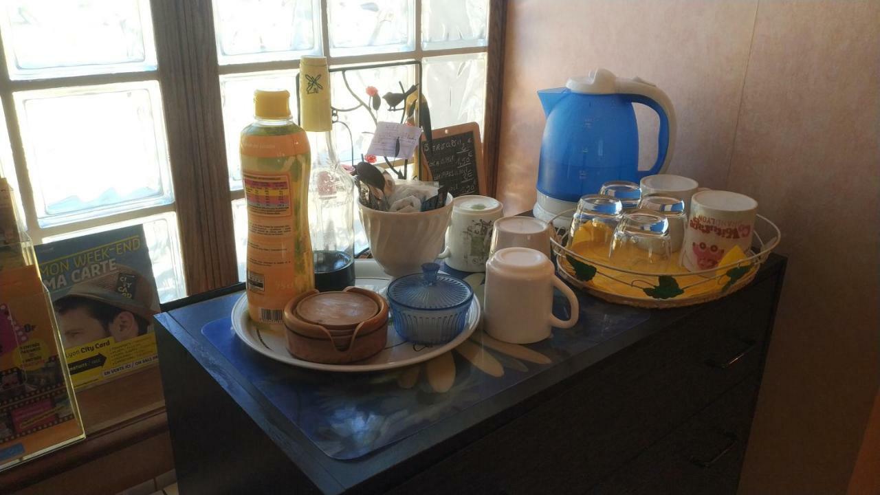 Bed and Breakfast Gitenchassagne Thurins Zewnętrze zdjęcie